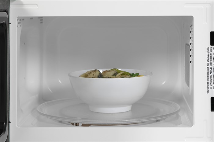 lo-vi-song-electrolux-emm20k22w-20-lit-5-700x467